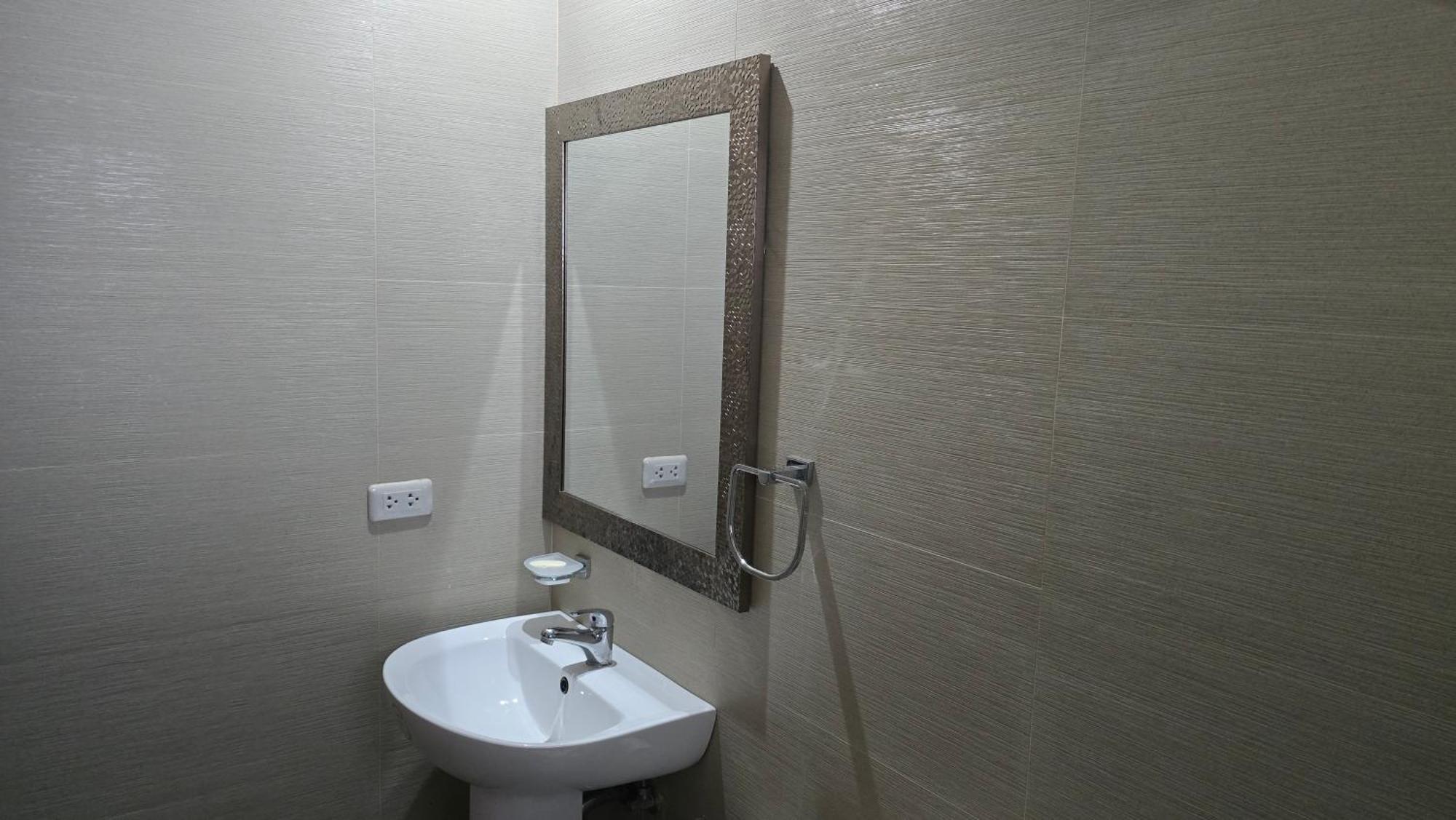 Pico House Hotel Panglao Eksteriør billede